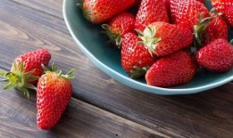 小草莓吃瓜网红欧美,揭秘网红欧美背后的故事