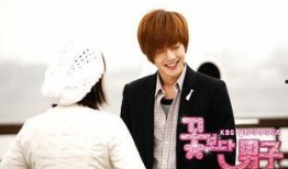 韩版花样男子在线观看,韩版经典浪漫，在线重温青春记忆