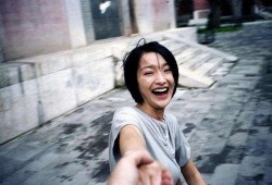 爆料女明星抽烟视频播放,镜头下的真实瞬间引发热议